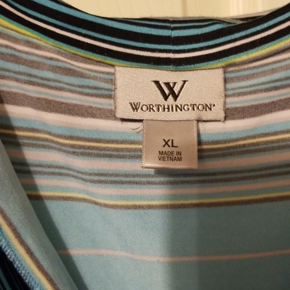 Worthington Top - Picture 2 of 3